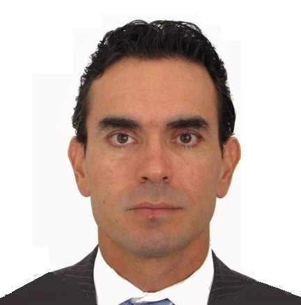 Jose LuisBarzallo Sacoto | Abogado en Quito