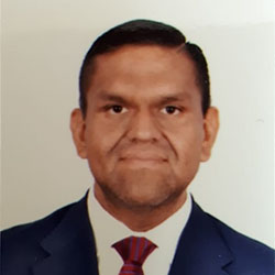 Wester Fernando Alvia Munoz | 律师在 en Guayaquil