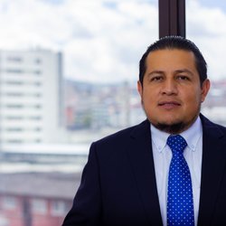 Edwin René Palma Echeverría | Адвокат в en Quito